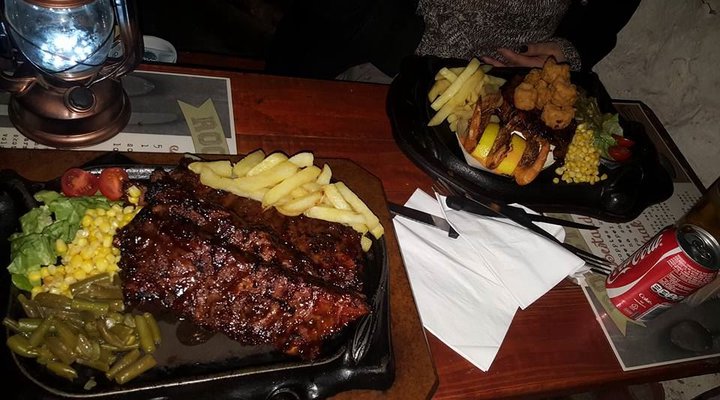 Little Ranch Restaurant & BBQ Bar