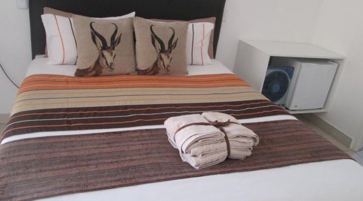 Emitem Guest House