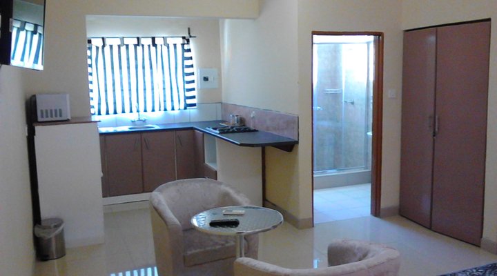 Pacific Conqueror Self Catering