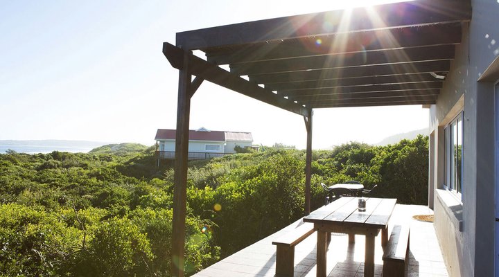 Beautiful Beachfront House Near Plett
