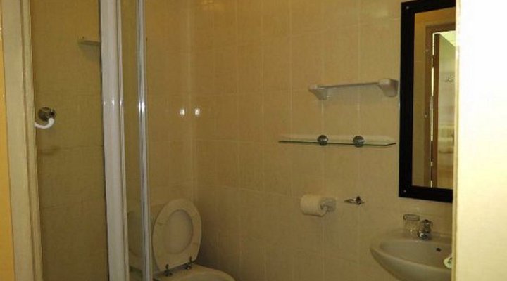 Dumela Flat 6