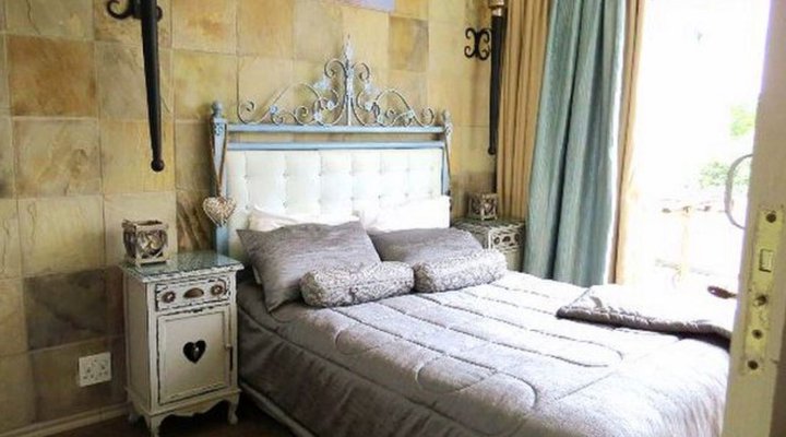 Dumela Flat 11