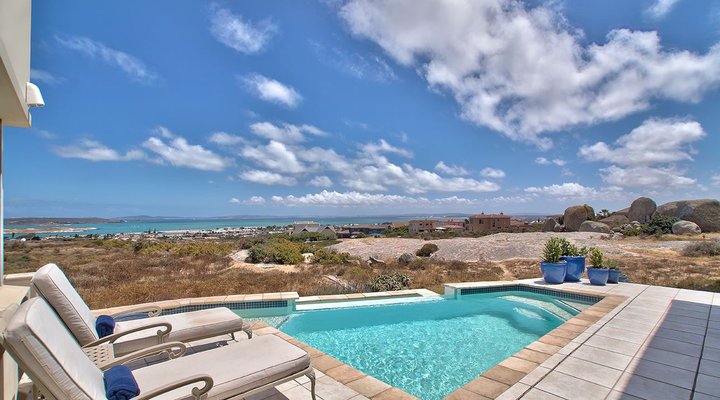 At the Rocks Guesthouse