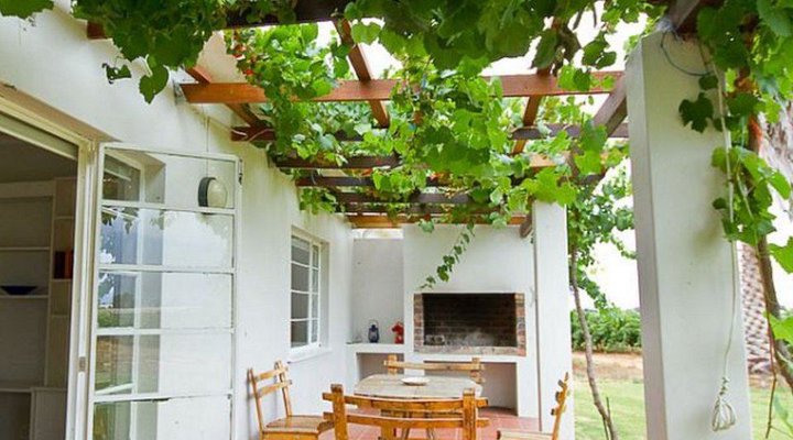 Esperance Farmstay - Vineyard House