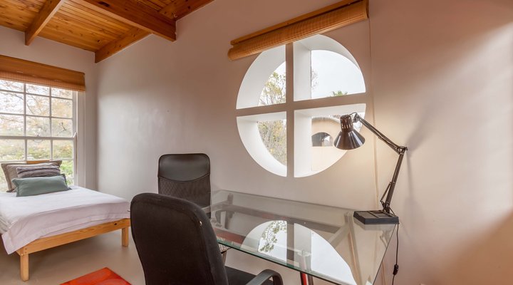 Lovell House and Cottage