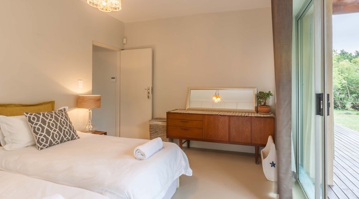 Lovell House and Cottage