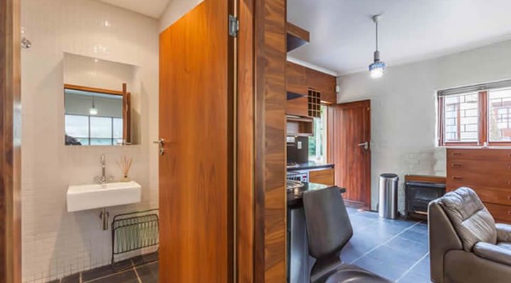 Lovell House and Cottage