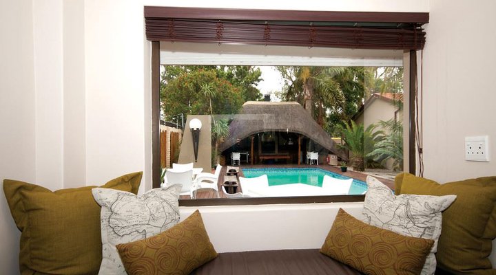 Ibhayi Guest Lodge- Lion Roars Hotels & Lodges