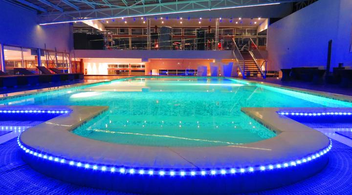 Cloud Hotel and Suites