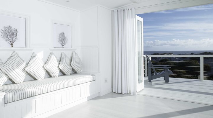 The White House Beach Villa