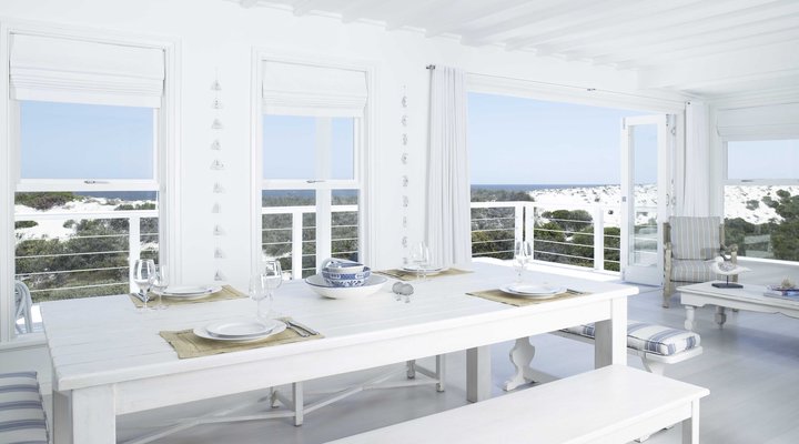 The White House Beach Villa