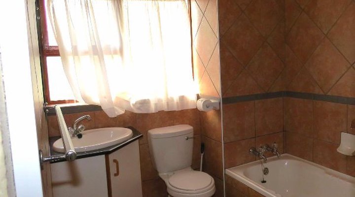 Dumela Flat 33
