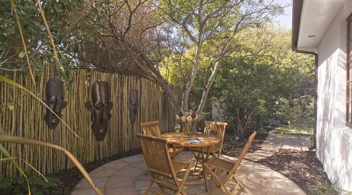 3 Palms Luxury Cottage