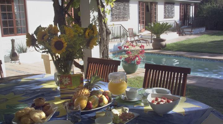 3 Palms Luxury Cottage