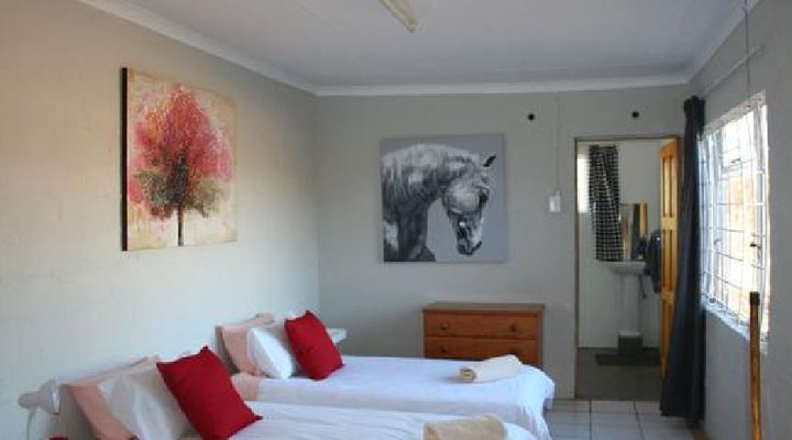 High-Side Tavern and Planters Lodge