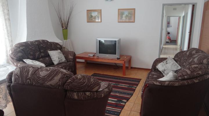 Travellers Stop and Stay Guest House