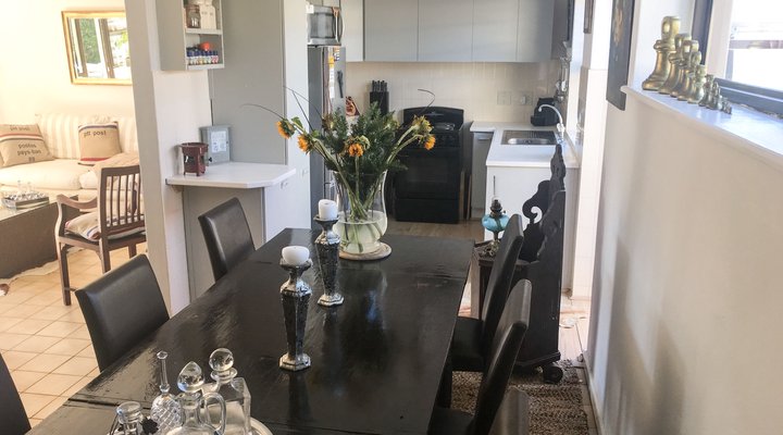 Cozy Town House in Strand