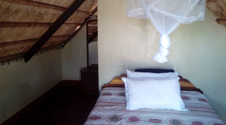 Liya Lodge & Campsite