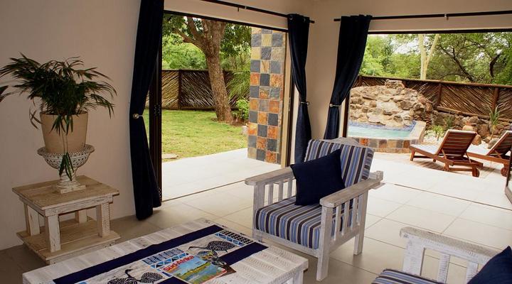 Tau Self-catering House