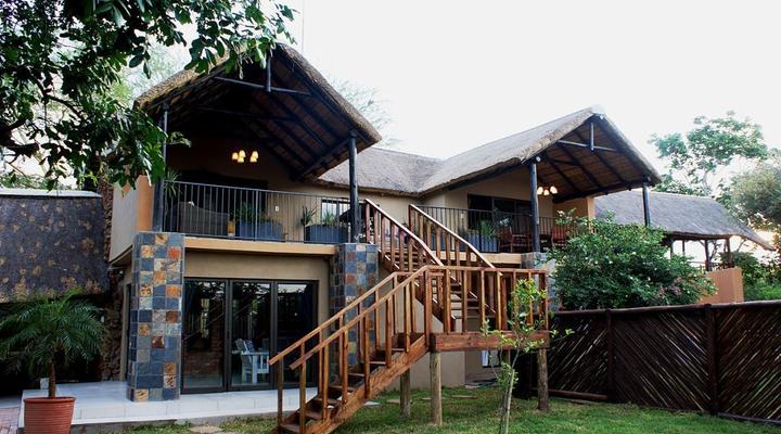 Tau Self-catering House