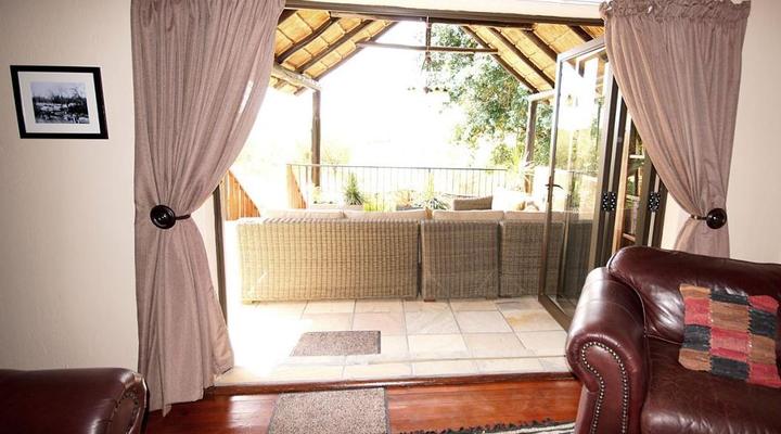 Tau Self-catering House