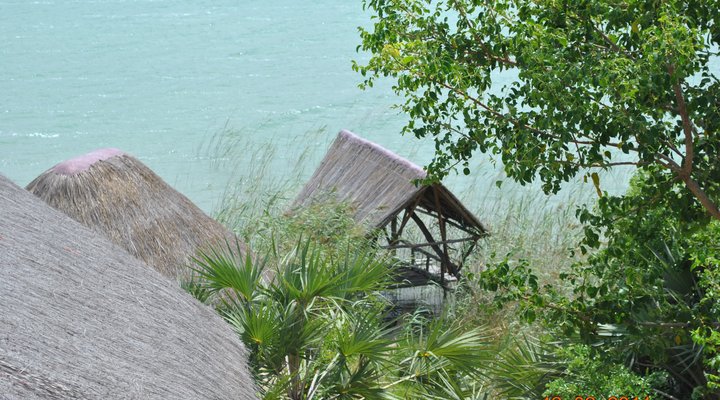 LaGoa Eco Village Lodge