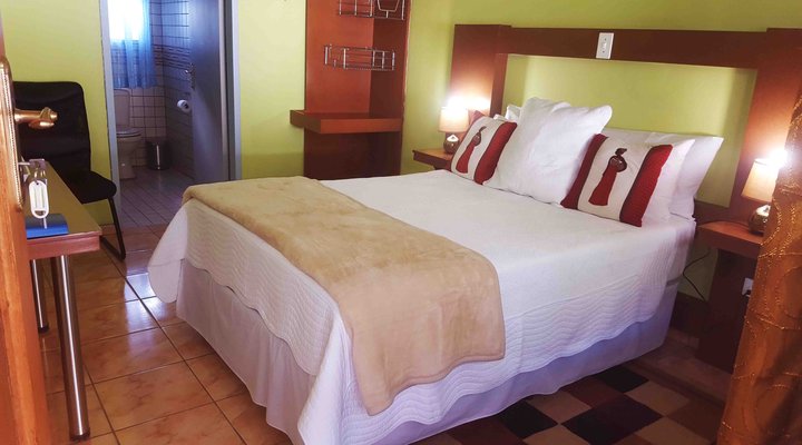 Nyati Bed and Breakfast - Bryanston