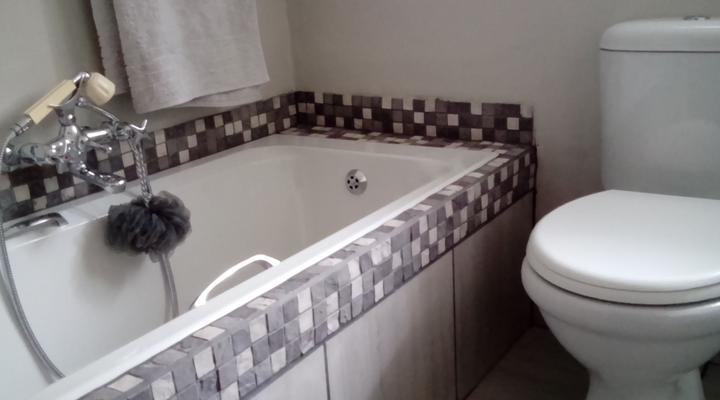 White Picket Fence Cottage on Immelman