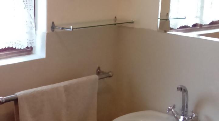 White Picket Fence Cottage on Immelman