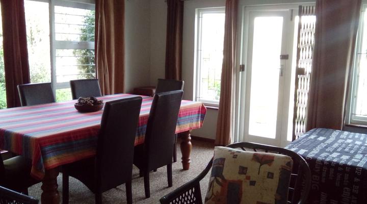 White Picket Fence Cottage on Immelman