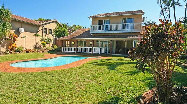 La Loggia on Broadwood