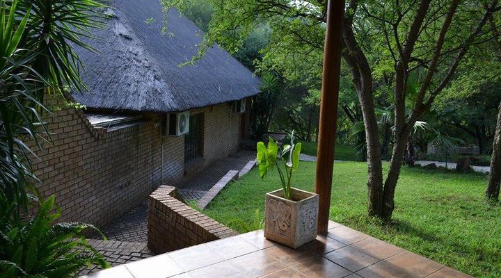 Bonamanzi Guest House