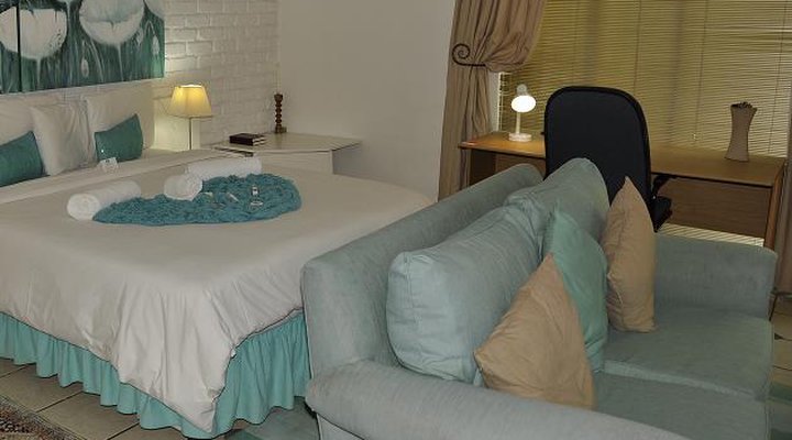 Crane's Nest Guest House @ 211