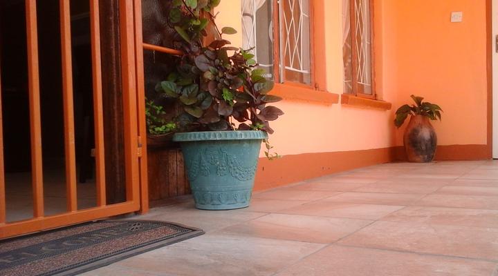 Wells Home - Guest Lodge