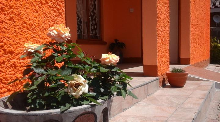 Wells Home - Guest Lodge