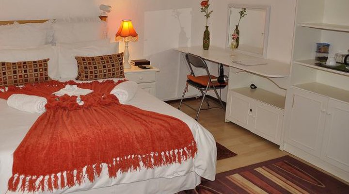 Crane's Nest Guest House @ 211