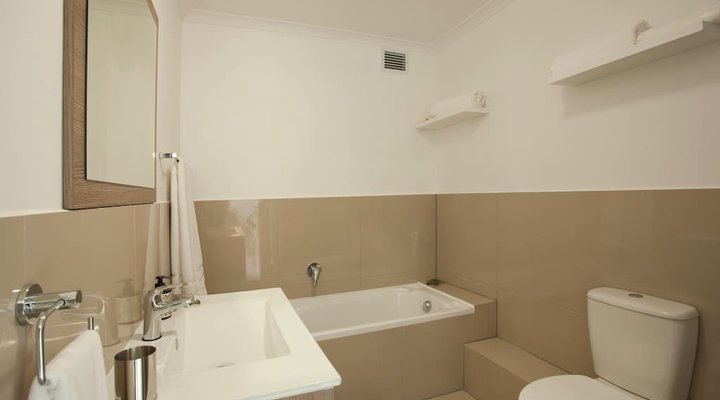 Azure - Beach Apartment
