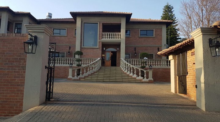 Tramonto Boutique Hotel