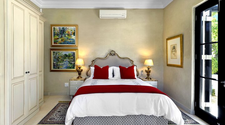21 Roux Street Guesthouse