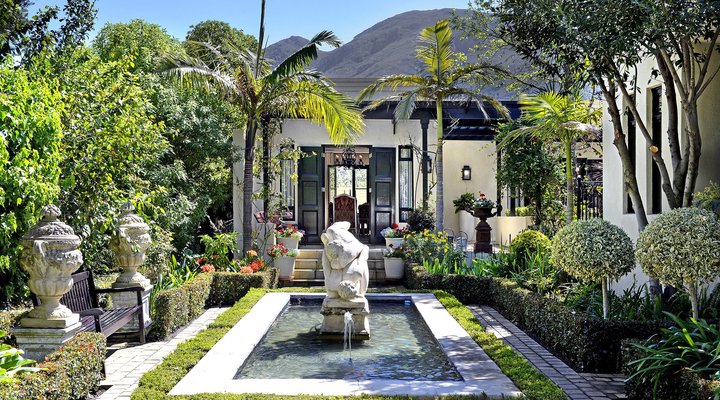 21 Roux Street Guesthouse