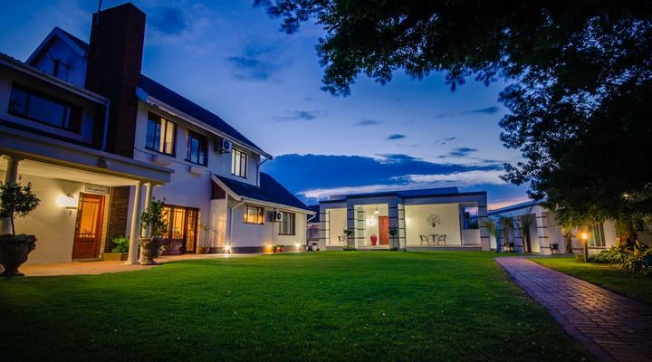 The Palms Guest House Klerksdorp