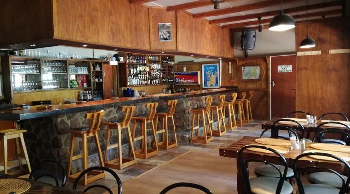Valencia Country Lodge