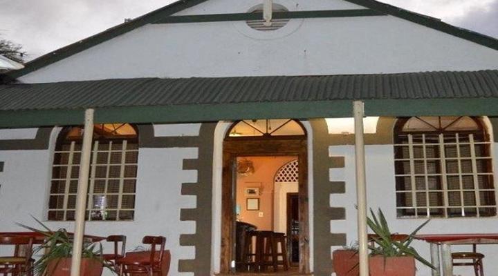 Leydsdorp Hotel, Kapiri Hills