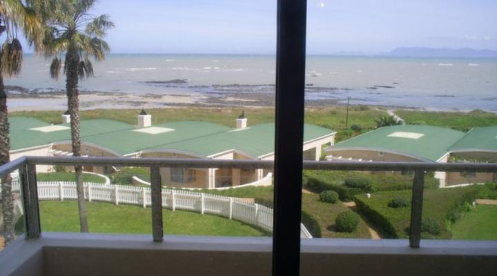 Emerald Bay Greenways Executive Apartment