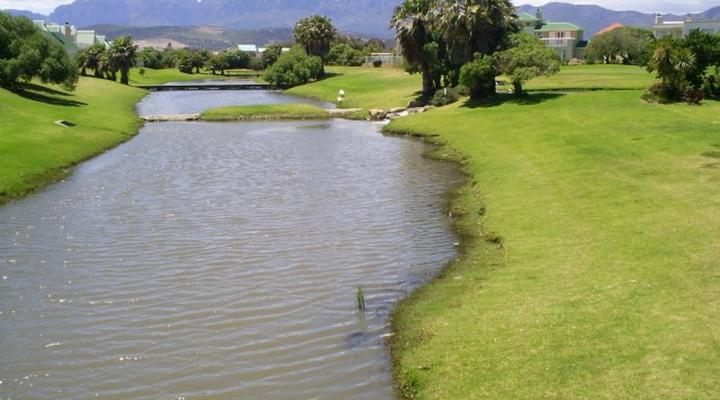 Emerald Bay Greenways Executive Apartment