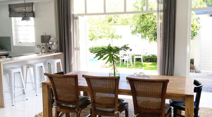 Cricklewood Place - Luxury Holiday Home