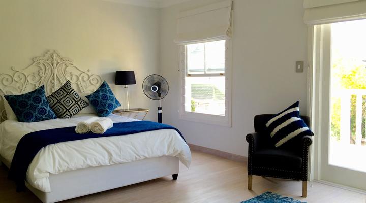 Cricklewood Place - Luxury Holiday Home