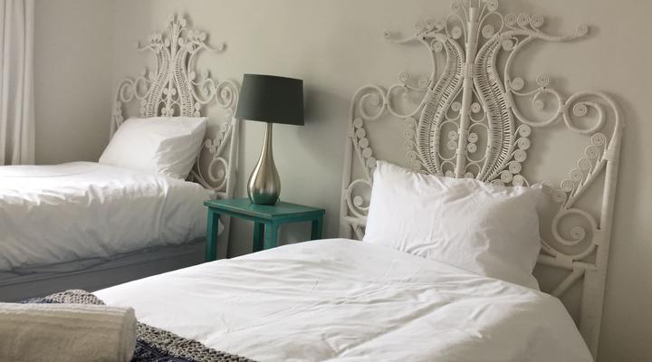 Cricklewood Place - Luxury Holiday Home