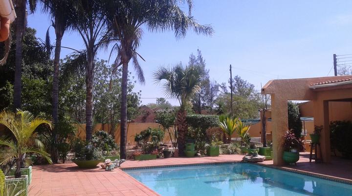 Inca-Rose Guest House