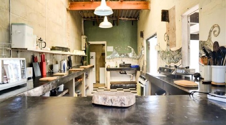 The Hatchery - beach and lagoon experience